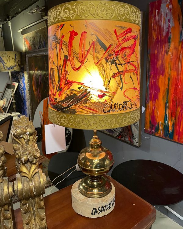 Lámpara de mesa Antique latón con pantalla pintada a mano by Casadevall